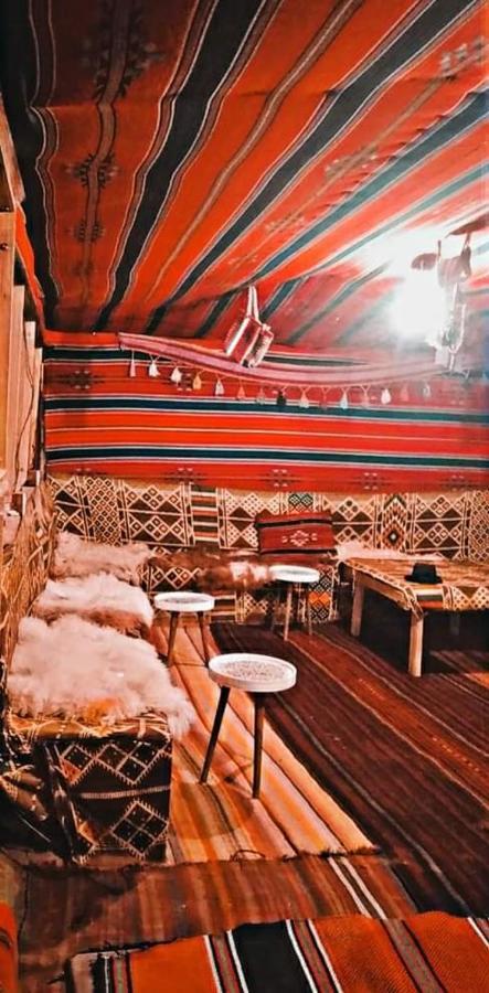 Happy Bedouin House Petra Bed and Breakfast Al Hayy Eksteriør billede