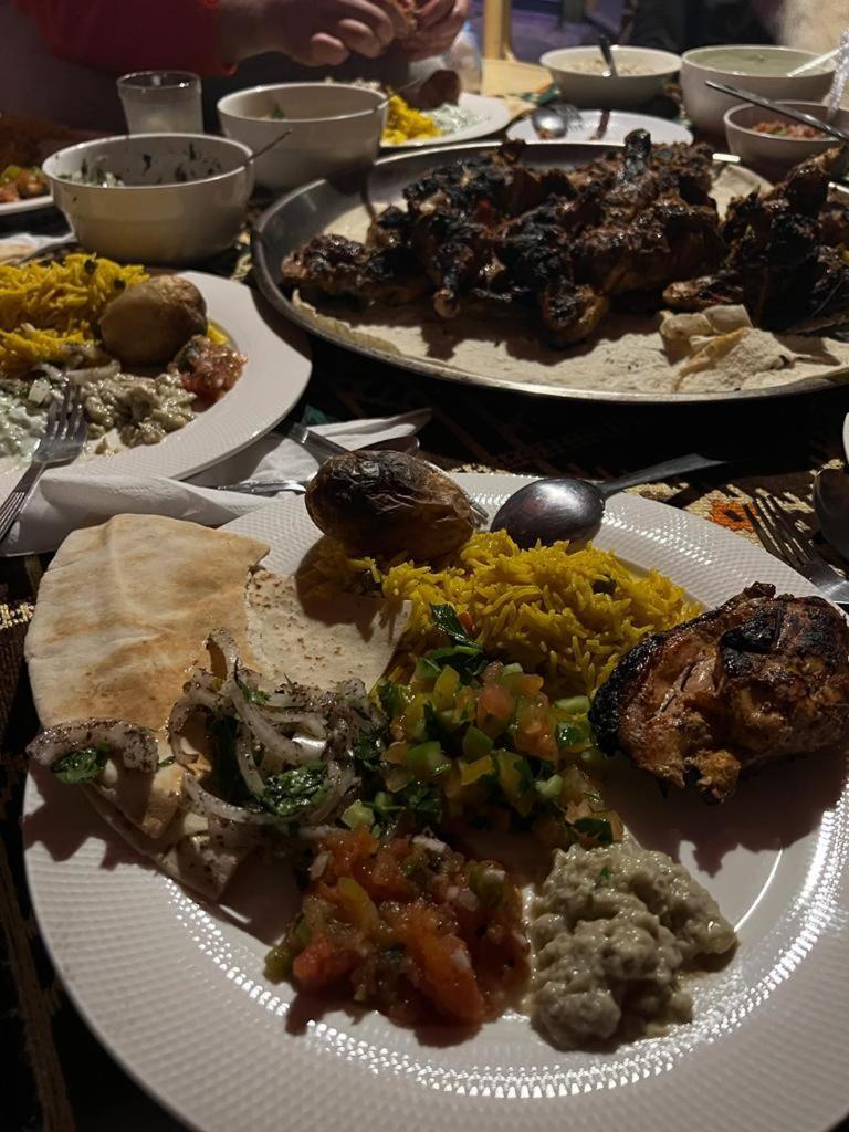 Happy Bedouin House Petra Bed and Breakfast Al Hayy Eksteriør billede